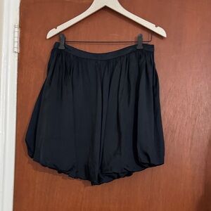 Chic Black Balloon Women's Silky Skirt
